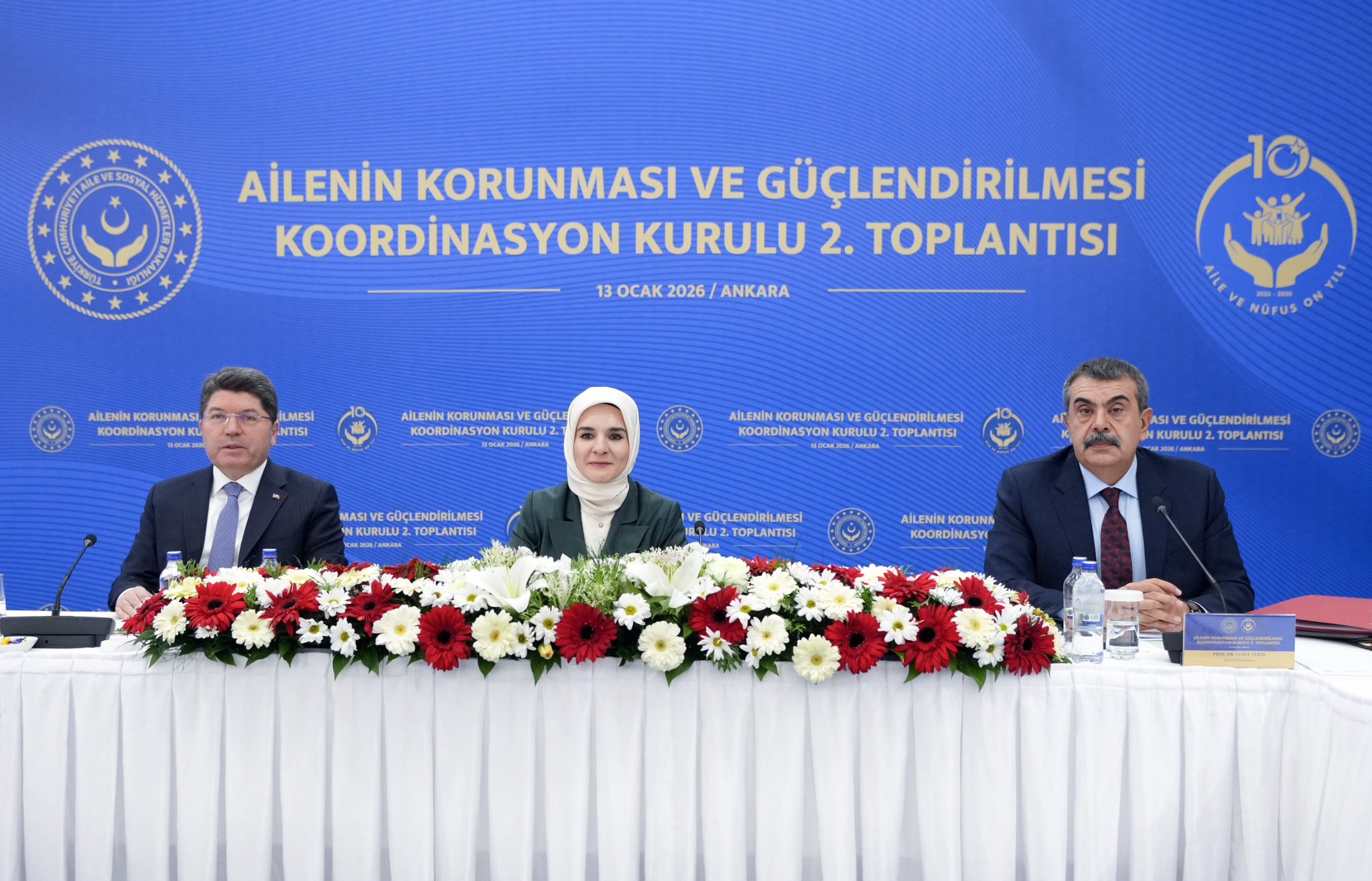Aile ve Gençlik Fonu’nda 56 Bin 400 Çiftin Kredi Ödemesi Yapıldı: 15 Yaş Altına Sosyal Medya Düzenlemesi Geliyor 1 G