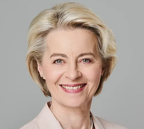 Ursula von der Leyen 2024.jpg e1755110884406.webp