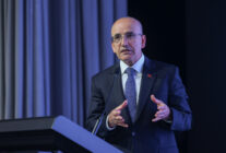 BAKAN SIMSEK TURKIYEYE GELIN VE YATIRI 1345081 399477 1 scaled