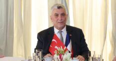 TICARET BAKANI OMER BOLAT FRANSADA 1341505 398446