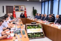 BAKAN CIFTCI 81 IL VALISIYLE TERORSUZ 1452959 432236
