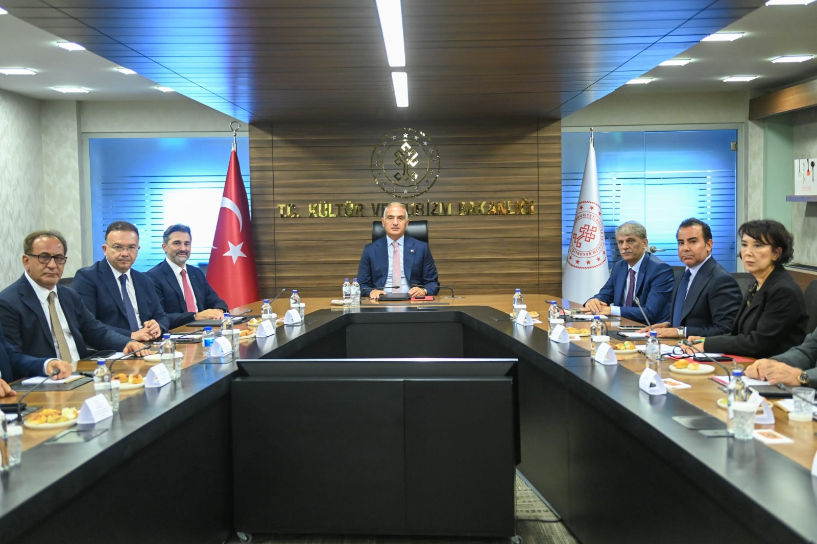 BAKAN ERSOY HIZMET IHRACATCILARI BIRLIG 1454865 432797
