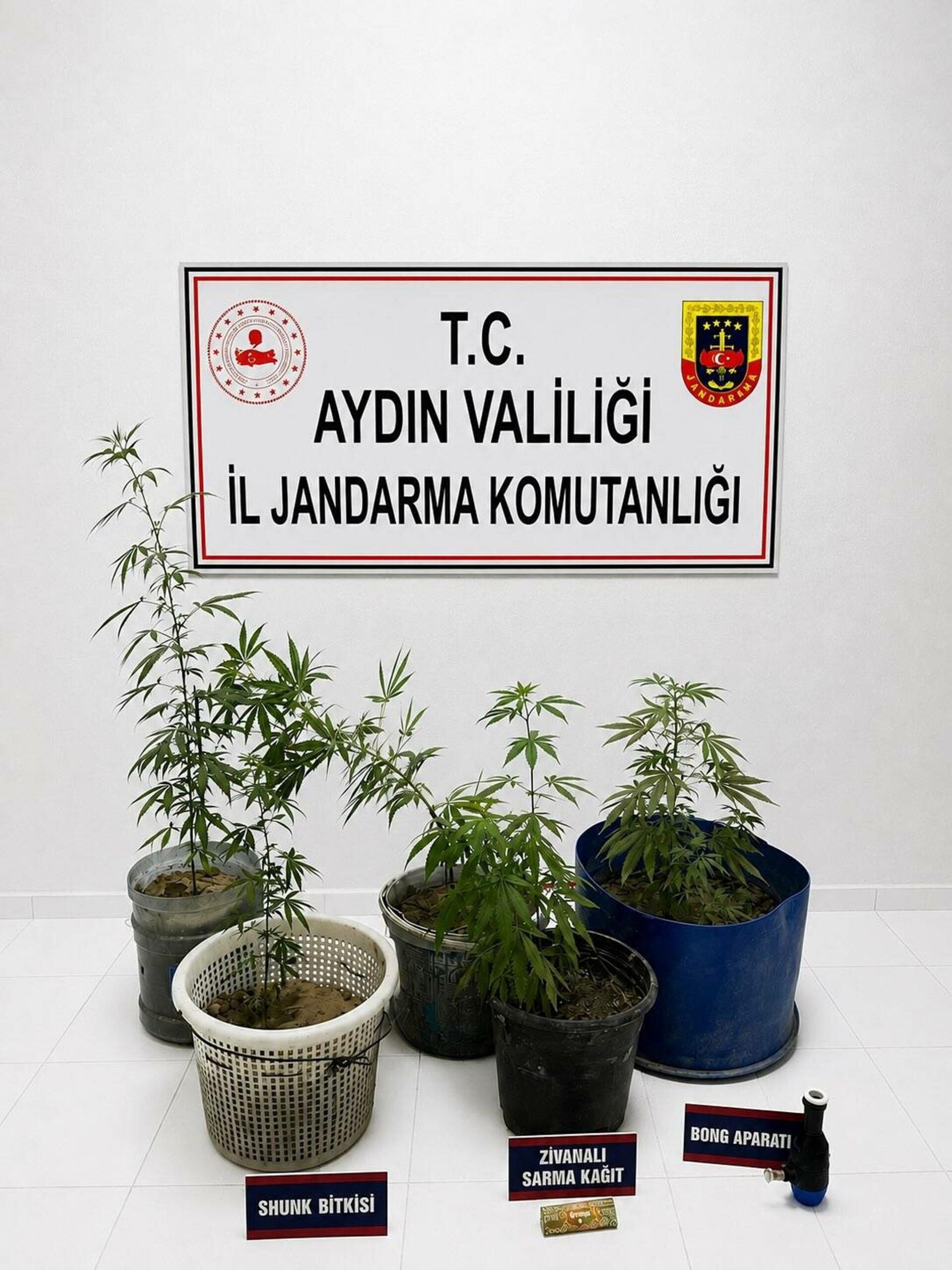 KUSADASINDA UYUSTURUCU OPERASYONU 3 GO 1454107 432575 scaled